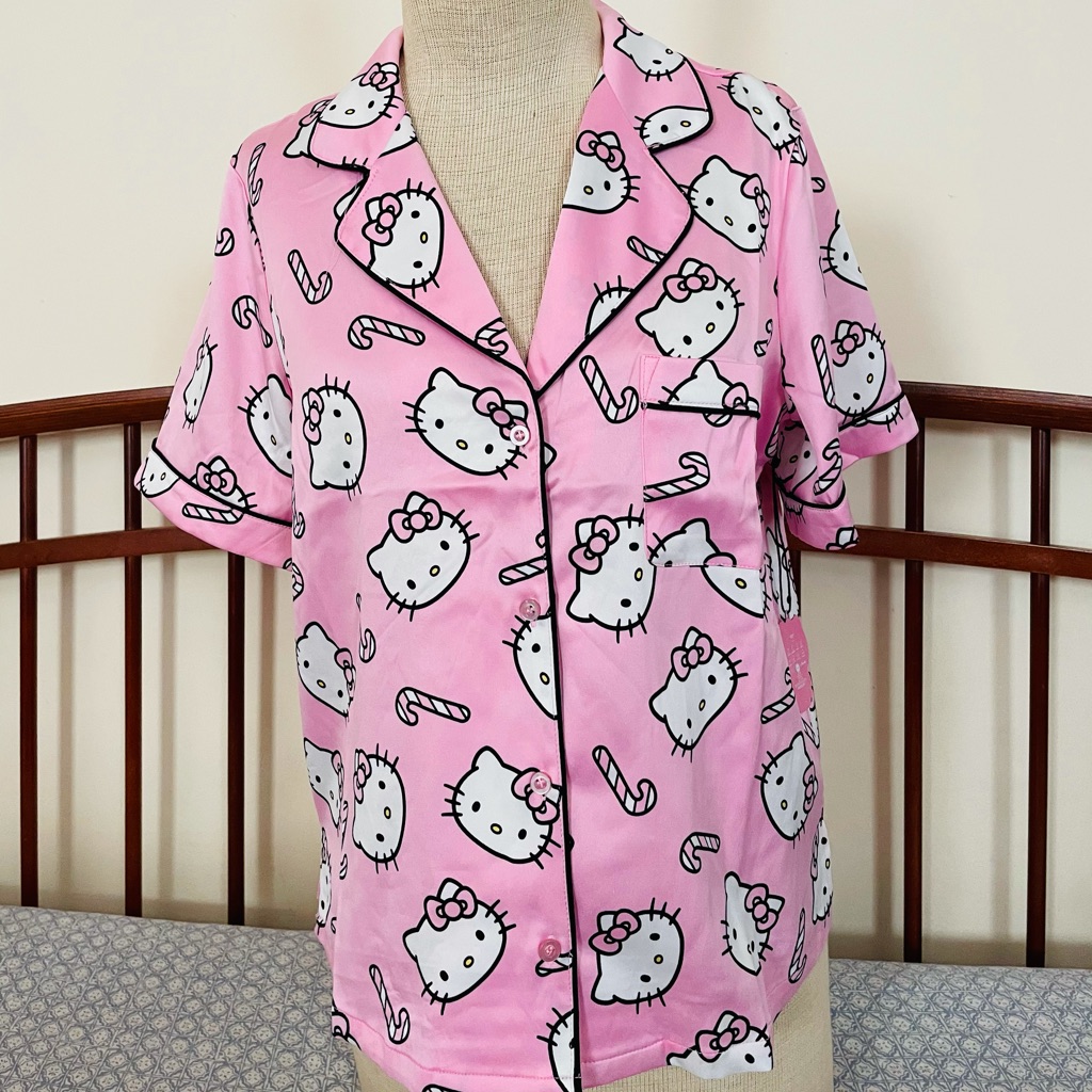 Brand New Hello Kitty Pajamas Set